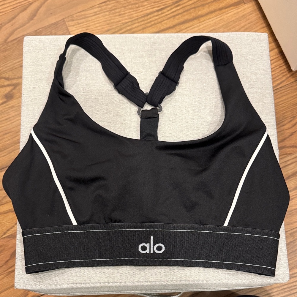 ALO Yoga Black Sports Bra